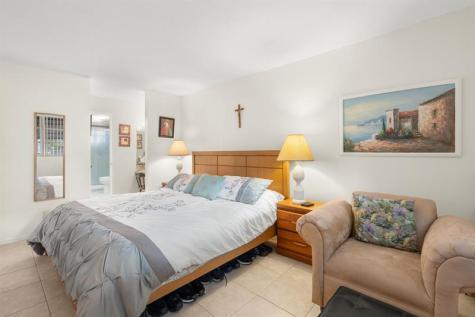 2881 NW 47th Terrace Lauderdale Lakes FL 33313