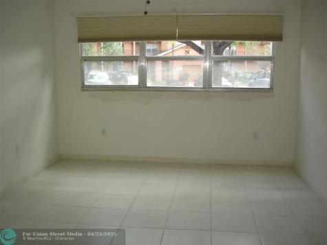 571 SW 142 Avenue Pembroke Pines FL 33027