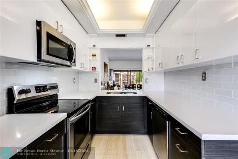 1937 SW 15th Street Deerfield Beach FL 33442