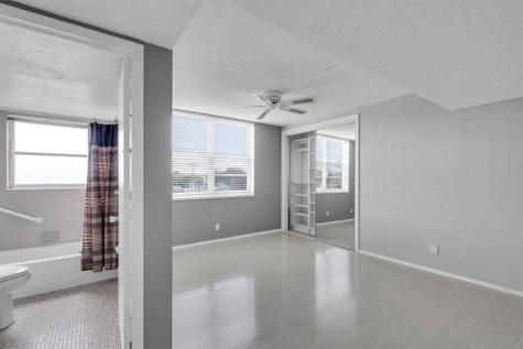 4020 W Palm Aire Drive Pompano Beach FL 33069