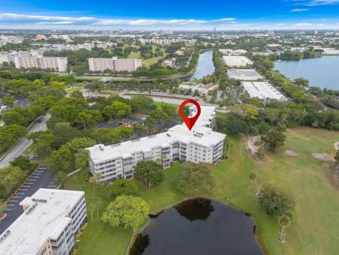 4020 W Palm Aire Drive Pompano Beach FL 33069