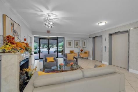 4020 W Palm Aire Drive Pompano Beach FL 33069