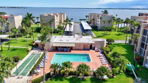 3412 NE Causeway Boulevard Jensen Beach FL 34957