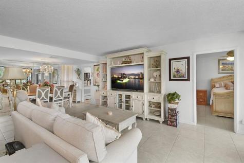 3412 NE Causeway Boulevard Jensen Beach FL 34957