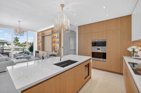 2311 SE 17th Street Fort Lauderdale FL 33316