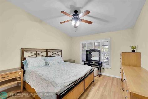 5640 NW 120th Terrace Coral Springs FL 33076