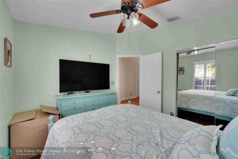 5640 NW 120th Terrace Coral Springs FL 33076