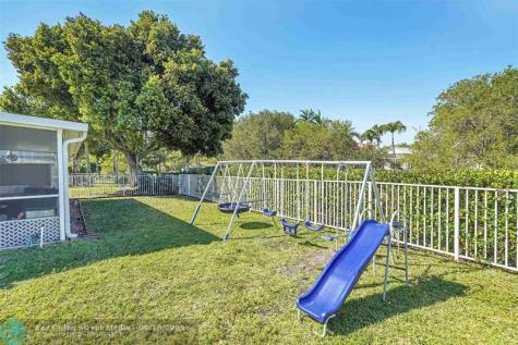 5640 NW 120th Terrace Coral Springs FL 33076