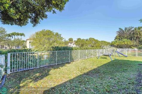 5640 NW 120th Terrace Coral Springs FL 33076