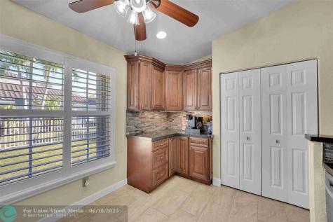 5640 NW 120th Terrace Coral Springs FL 33076