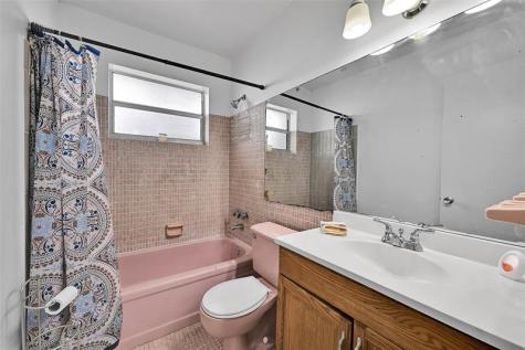 1330 NW 43rd Avenue Lauderhill FL 33313