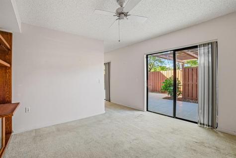 9101 SW 19th Place Davie FL 33324