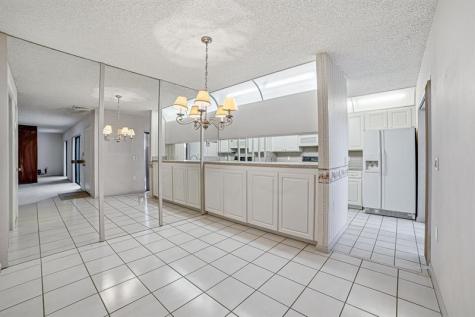 9101 SW 19th Place Davie FL 33324