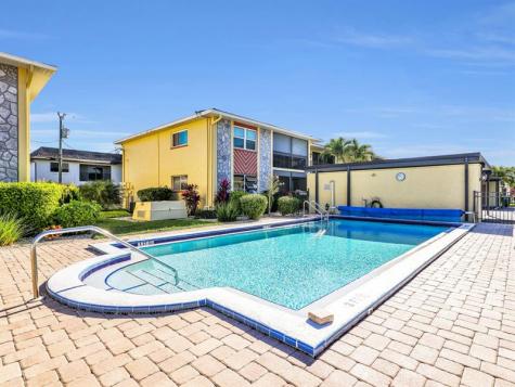 4021 SE 19th Avenue Cape Coral FL 33904