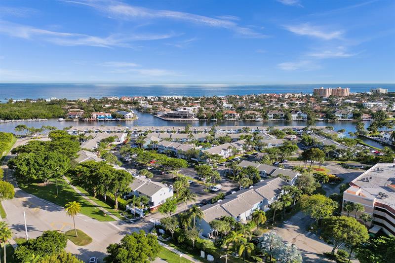 1010 E Jeffery Street Boca Raton FL 33487