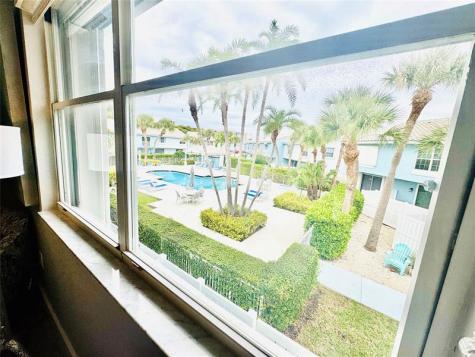 1010 E Jeffery Street Boca Raton FL 33487