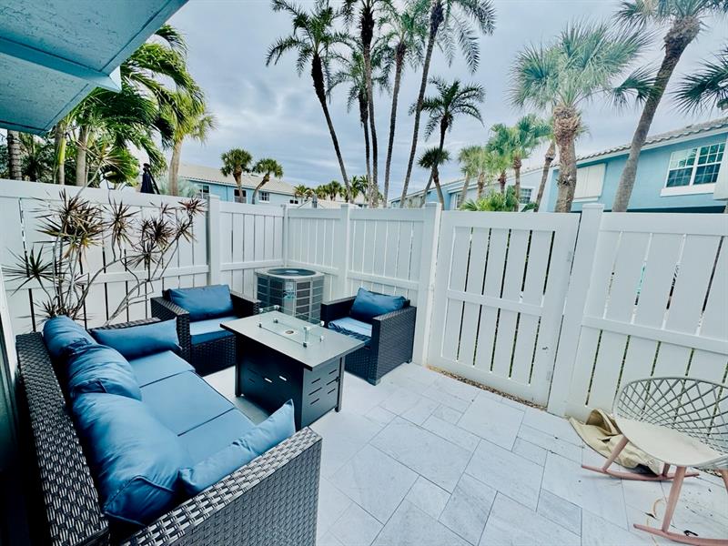 1010 E Jeffery Street Boca Raton FL 33487