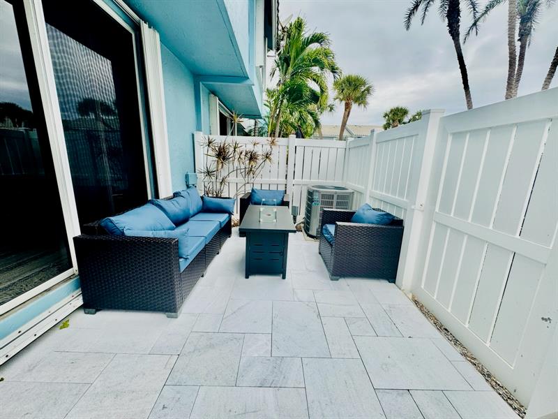 1010 E Jeffery Street Boca Raton FL 33487