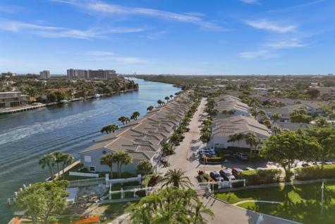 1010 E Jeffery Street Boca Raton FL 33487