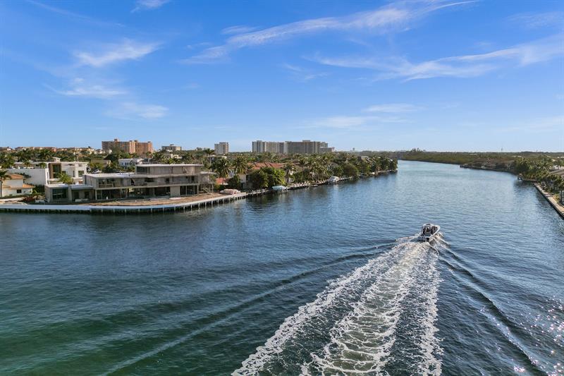 1010 E Jeffery Street Boca Raton FL 33487