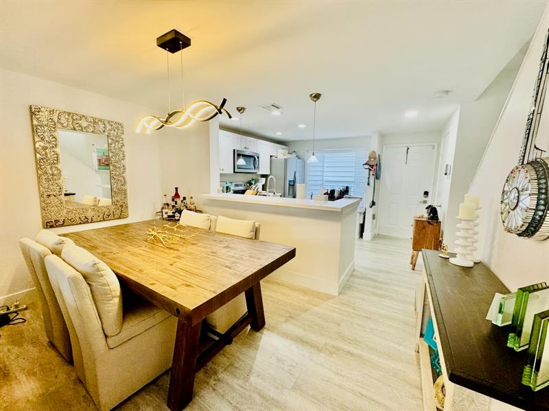 1010 E Jeffery Street Boca Raton FL 33487