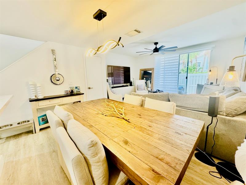 1010 E Jeffery Street Boca Raton FL 33487