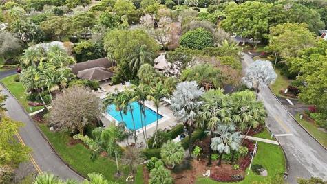 800 Cypress Grove Drive Pompano Beach FL 33069