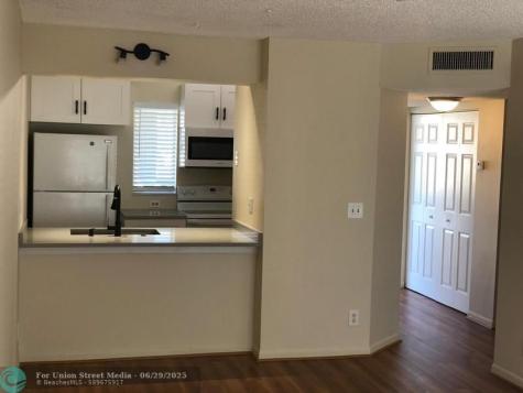 10038 Twin Lakes Drive Coral Springs FL 33071