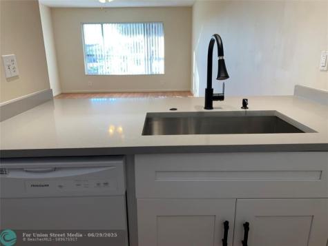 10038 Twin Lakes Drive Coral Springs FL 33071