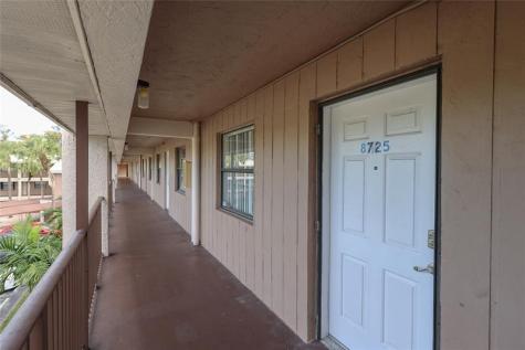 8725 Shadow Wood Boulevard Coral Springs FL 33071