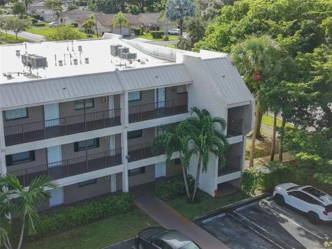 8725 Shadow Wood Boulevard Coral Springs FL 33071