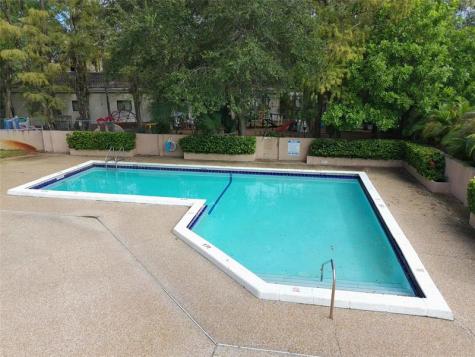 8725 Shadow Wood Boulevard Coral Springs FL 33071