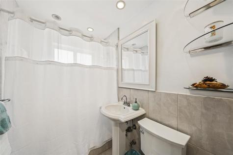 1000 SE 4th Street Fort Lauderdale FL 33301