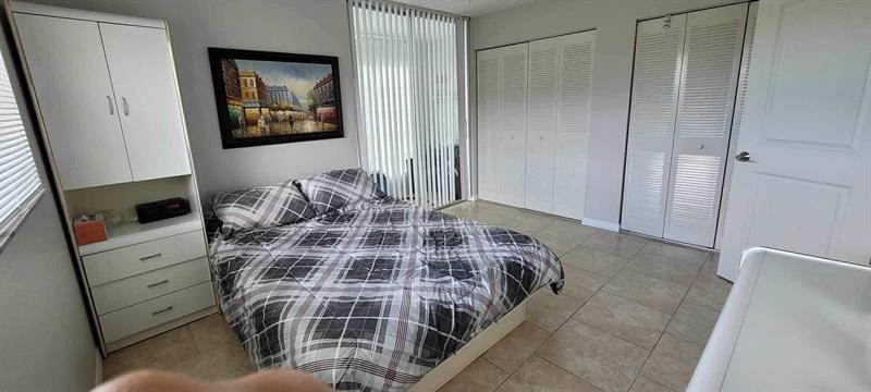 9121 Sunrise Lakes Boulevard Sunrise FL 33322