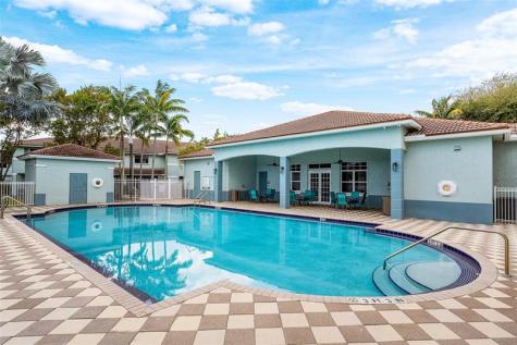 1992 Alamanda Way Riviera Beach FL 33404