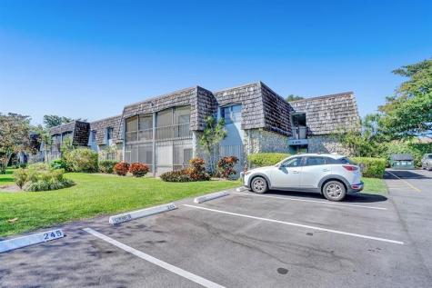 3115 Oakland Shores Drive Oakland Park FL 33309