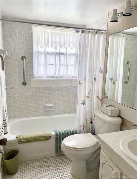 84 Brighton B Boca Raton FL 33434