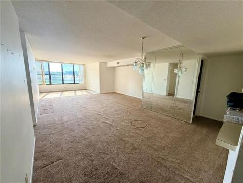 2907 Carambola Circle S Coconut Creek FL 33066
