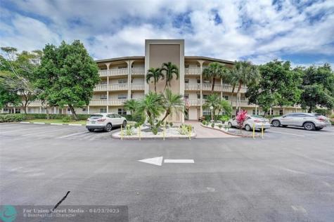 2101 Lucaya Bend Coconut Creek FL 33066