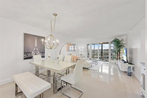 2202 S Cypress Bend Drive Pompano Beach FL 33069