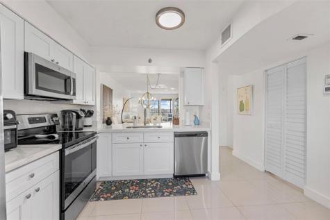 2202 S Cypress Bend Drive Pompano Beach FL 33069