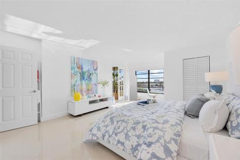 2202 S Cypress Bend Drive Pompano Beach FL 33069
