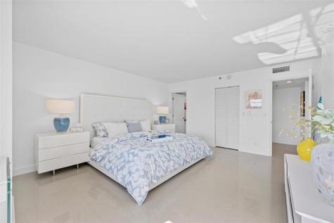 2202 S Cypress Bend Drive Pompano Beach FL 33069