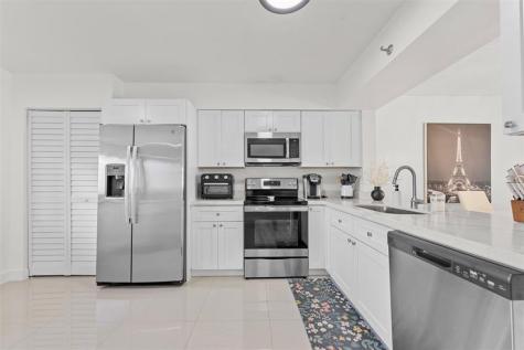 2202 S Cypress Bend Drive Pompano Beach FL 33069
