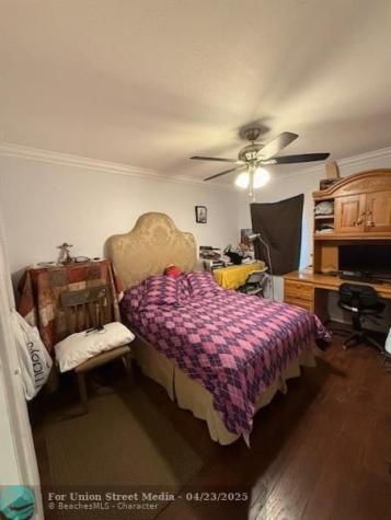 8040 SW 17 Place Davie FL 33324