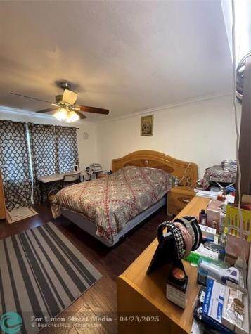 8040 SW 17 Place Davie FL 33324