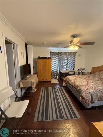 8040 SW 17 Place Davie FL 33324