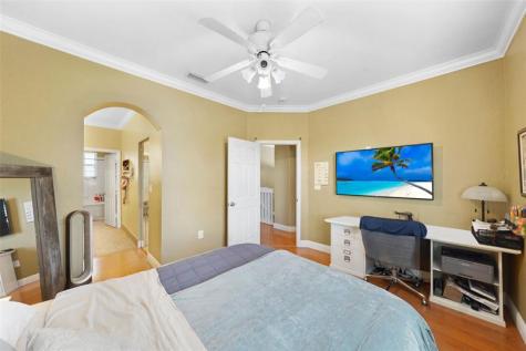 740 NW 170th Terrace Pembroke Pines FL 33028