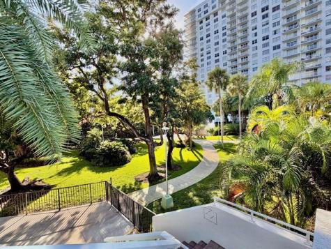 2801 NE 183rd Street Aventura FL 33160