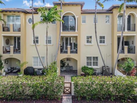 3240 NE 13 Street Pompano Beach FL 33062